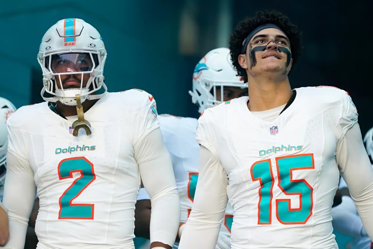 5 things the Miami Dolphins can do to a contender in 2025.thao