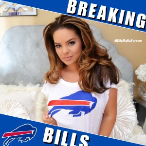 The Buffalo Bills fan kept her promise by posting a nude photo of herself as her team defeated the Denver Broncos, leaving fans drooling and unable to take their eyes off the screen. PicassoHTX